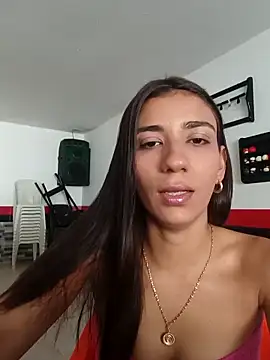 Snapshot of -juicy_ chatting on September 2025 08:47:02 PM -juicy online show from September 2025 08:47:02 PM