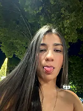 -juicy  online show from January 2026 11:22:02 PM