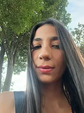 -juicy  online show from June 2026 10:51:02 PM