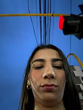 -juicy  online show from January 2026 11:11:01 PM