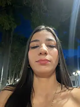 -juicy  online show from May 2026 11:36:01 PM