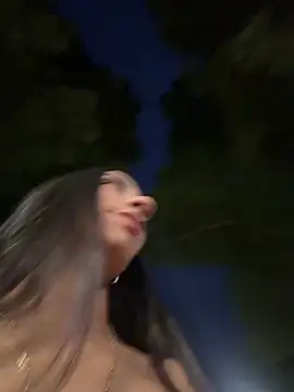 -juicy  online show from May 2026 11:30:01 PM