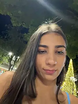 -juicy  online show from December 2025 11:18:01 PM