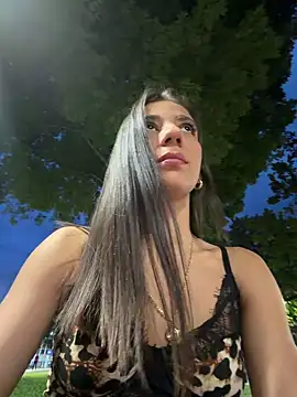 -juicy  online show from May 2026 11:22:02 PM
