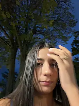 -juicy  online show from February 2026 11:21:02 PM