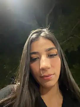 -juicy  online show from May 2026 11:36:02 PM