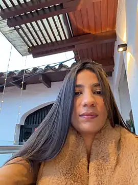 -juicy  online show from February 2026 10:41:01 PM