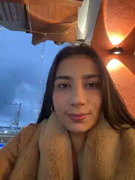 -juicy  online show from February 2026 11:15:02 PM