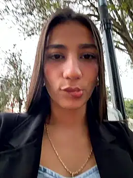 -juicy  online show from March 2026 11:07:01 PM