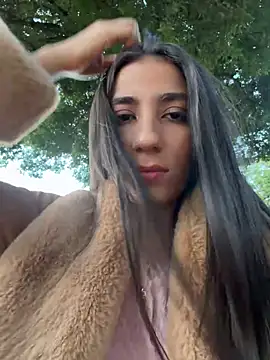 -juicy  online show from June 2026 11:05:02 PM