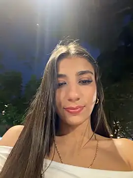 -juicy  online show from May 2026 11:35:01 PM