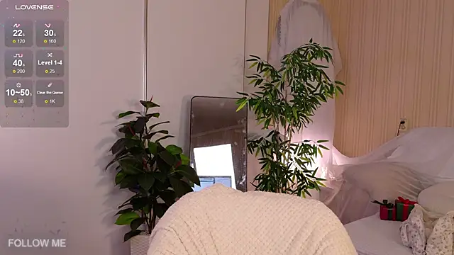 Angell Wild online show from January 2026 03:49:02 PM