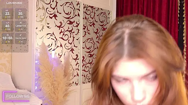 Angell Wild online show from November 2025 02:32:01 PM