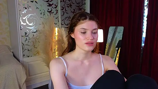 Angell Wild online show from October 2025 12:06:02 PM