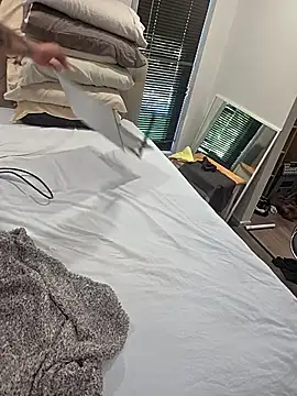 iamthepublickmasterbater online show from February 2026 04:56:01 AM