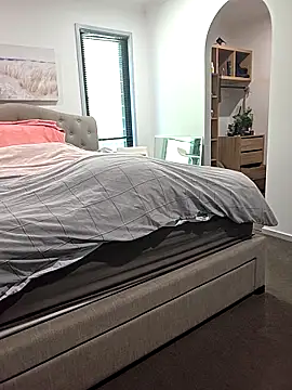 iamthepublickmasterbater online show from November 2025 02:56:02 AM