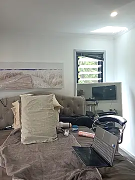 iamthepublickmasterbater online show from February 2026 10:53:01 PM