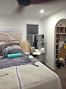 iamthepublickmasterbater online show from November 2025 03:01:02 PM