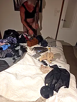 iamthepublickmasterbater online show from December 2025 12:11:01 AM