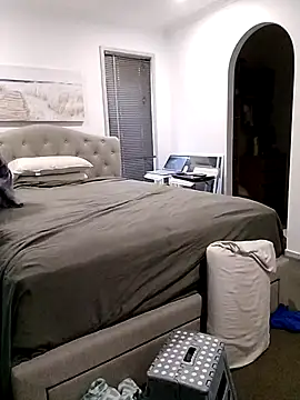 iamthepublickmasterbater online show from October 2025 02:34:02 AM