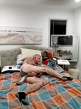 iamthepublickmasterbater online show from November 2025 02:31:02 PM