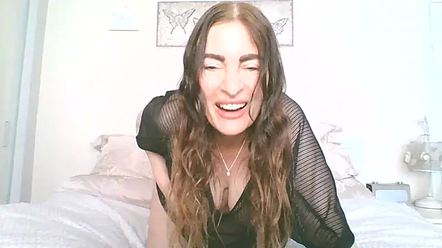 EllaKent online show from May 2026 02:48:01 PM