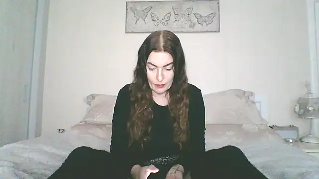 EllaKent online show from February 2026 03:32:01 PM