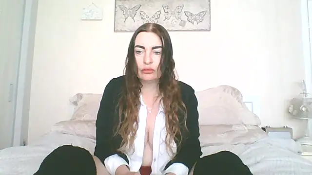 EllaKent online show from May 2026 10:41:01 AM