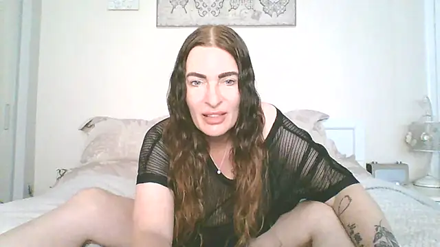Snapshot of EllaKent chatting on June 2026 02:39:02 PM EllaKent online show from June 2026 02:39:02 PM