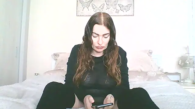 EllaKent online show from March 2026 02:41:02 PM