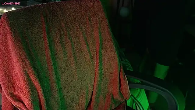 NidhiChandra online show from December 2025 07:07:02 PM