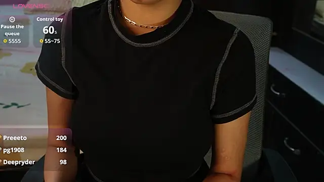 Snapshot of NidhiChandra chatting on February 2026 06:48:02 AM NidhiChandra online show from February 2026 06:48:02 AM