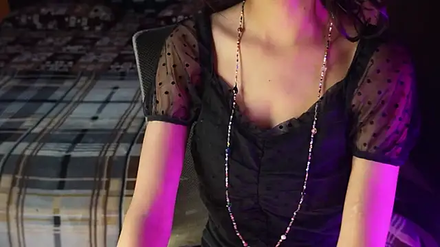 NidhiChandra online show from October 2025 09:10:01 AM