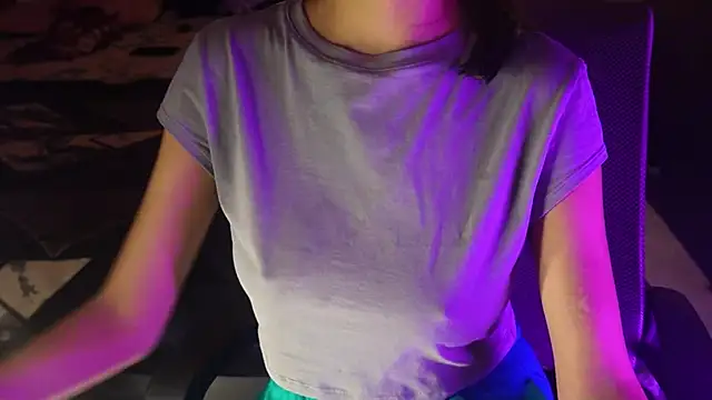 NidhiChandra online show from November 2025 09:35:01 AM