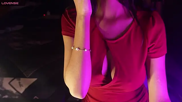 NidhiChandra online show from November 2025 08:17:01 AM