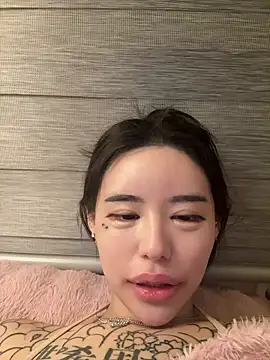 Snapshot of tangju77 chatting on February 2026 07:27:02 PM tangju77 online show from February 2026 07:27:02 PM