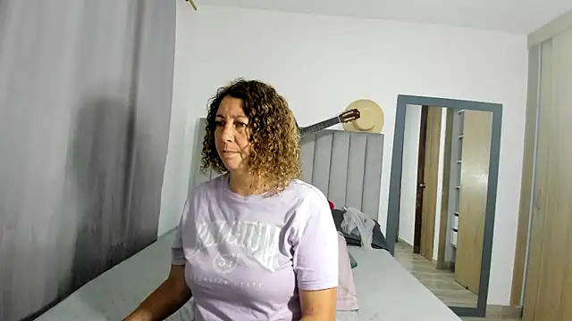Snapshot of sarita_mature chatting on March 2026 11:01:01 AM sarita mature online show from March 2026 11:01:01 AM