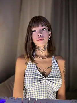 Sugarcandyyy online show from April 2026 03:57:02 PM