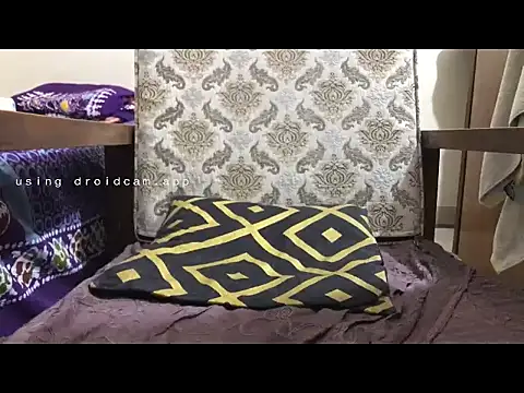 Snapshot of DhakaBabe chatting on October 2025 04:09:01 PM DhakaBabe online show from October 2025 04:09:01 PM