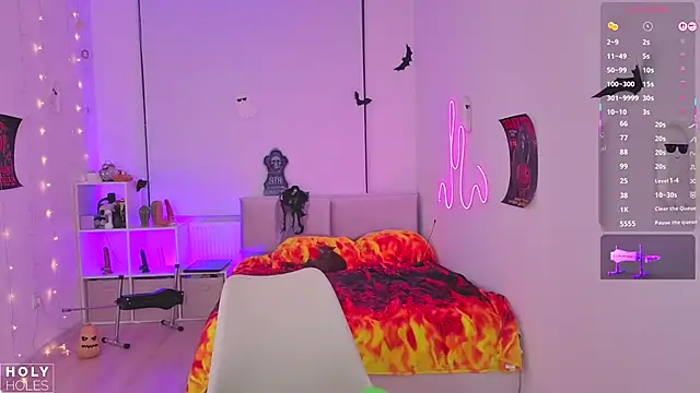 bananasgirl online show from October 2025 05:31:01 PM