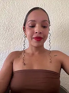 Yasmin777  online show from February 2026 07:46:02 PM