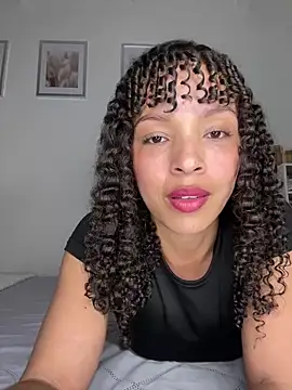 Yasmin777  online show from April 2026 12:14:01 AM