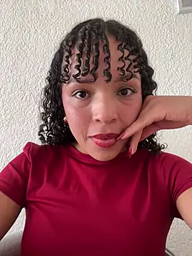 Yasmin777  online show from February 2026 08:53:01 PM