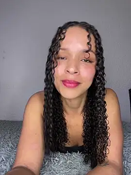 Yasmin777  online show from February 2026 10:29:01 PM