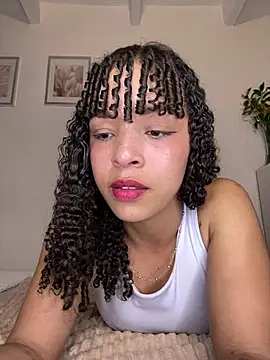 Snapshot of Yasmin777_ chatting on July 2026 11:33:01 PM Yasmin777 online show from July 2026 11:33:01 PM