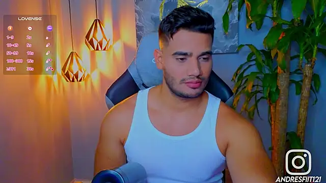 Snapshot of AndresR3 chatting on October 2025 12:55:01 AM AndresR3 online show from October 2025 12:55:01 AM