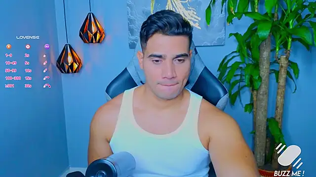 Snapshot of AndresR3 chatting on September 2025 01:45:01 AM AndresR3 online show from September 2025 01:45:01 AM