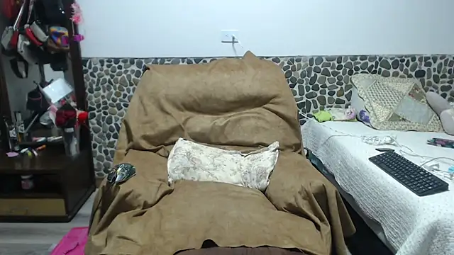 Miilu74 online show from February 2026 03:30:02 AM