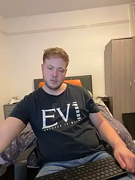 yourmaster2025 online show from February 2026 12:00:01 AM