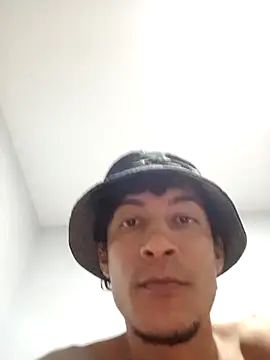 Alejobig27 online show from November 2025 04:24:01 AM